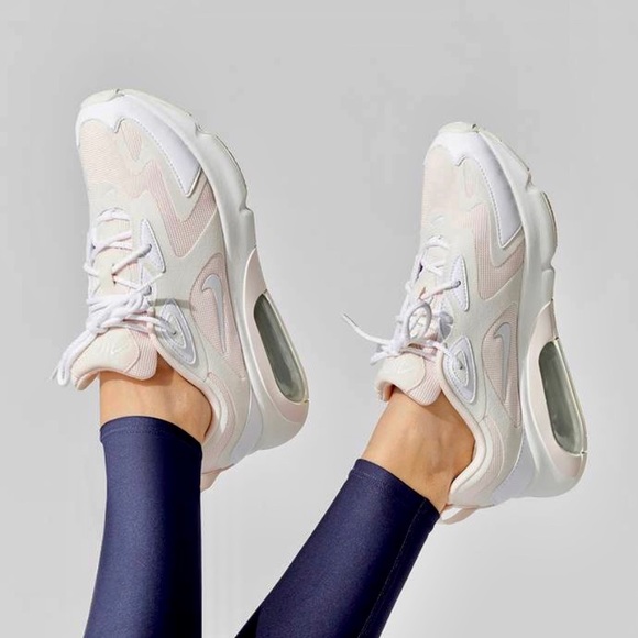 💗Nike Air Max 200 ‘Soft Pink’ - Picture 2 of 8